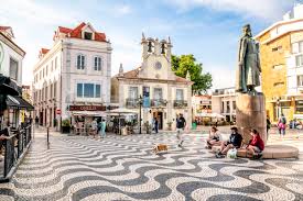 Mudanças em Cascais com transporte seguro e equipa profissional