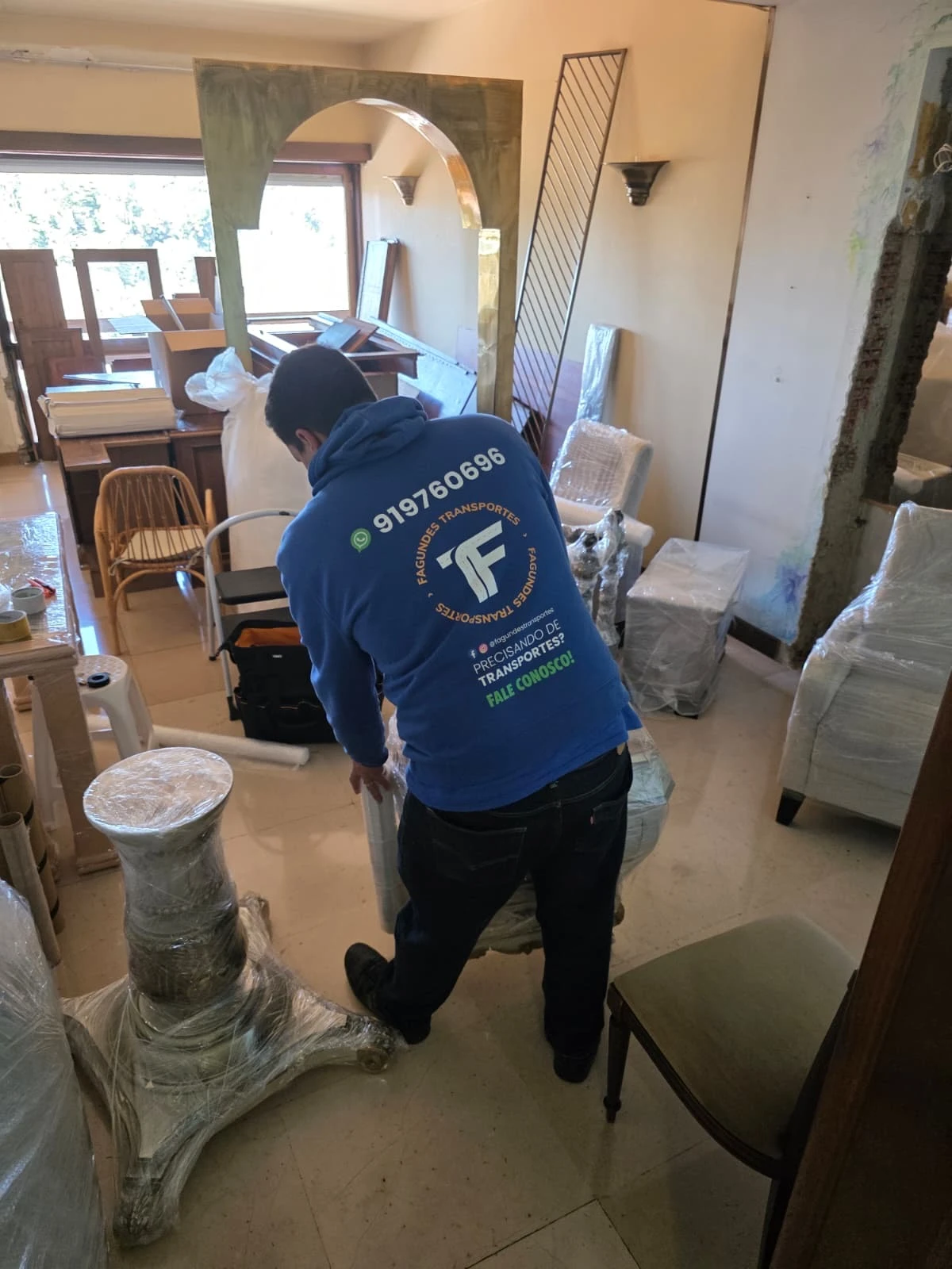 Transporte de móveis e fretes